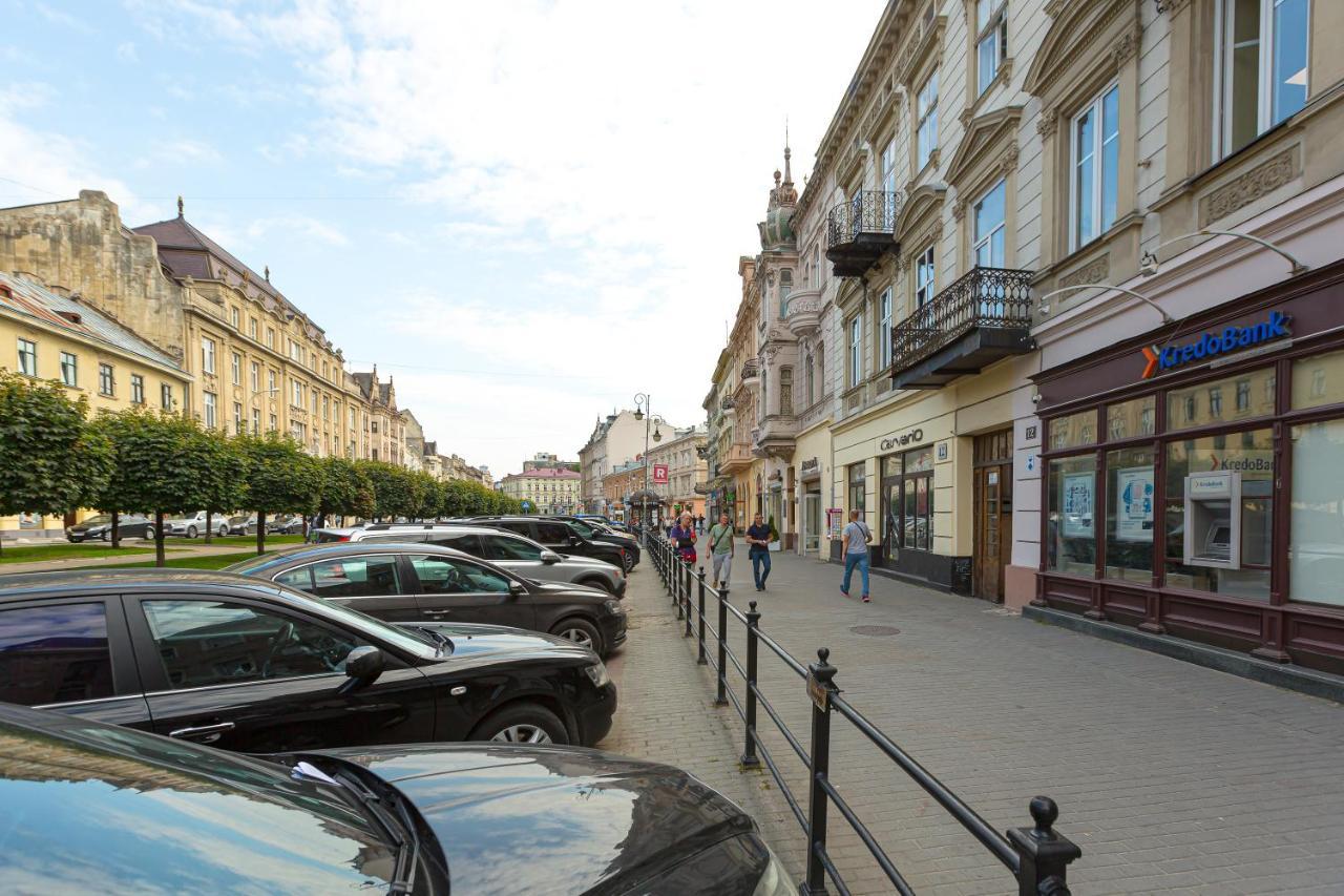 Центр На Вулиці Проспект Шевченка 12 Навпроти Макдональса З Балконом Apartment Lviv Exterior photo